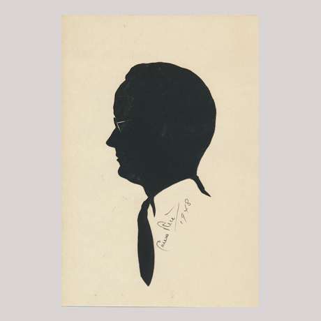 
        Front of silhouette, Man wearing glasses and looking to the left